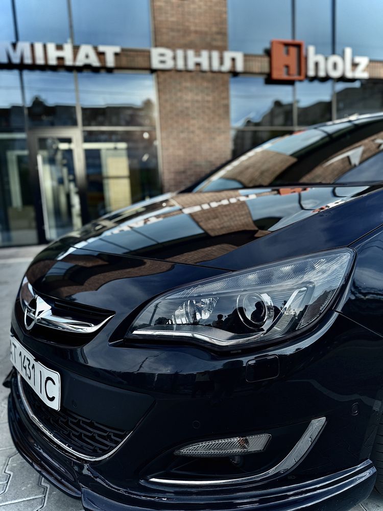 Opel astra j 1.6