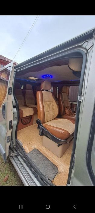 Продам буса Рино Трафік