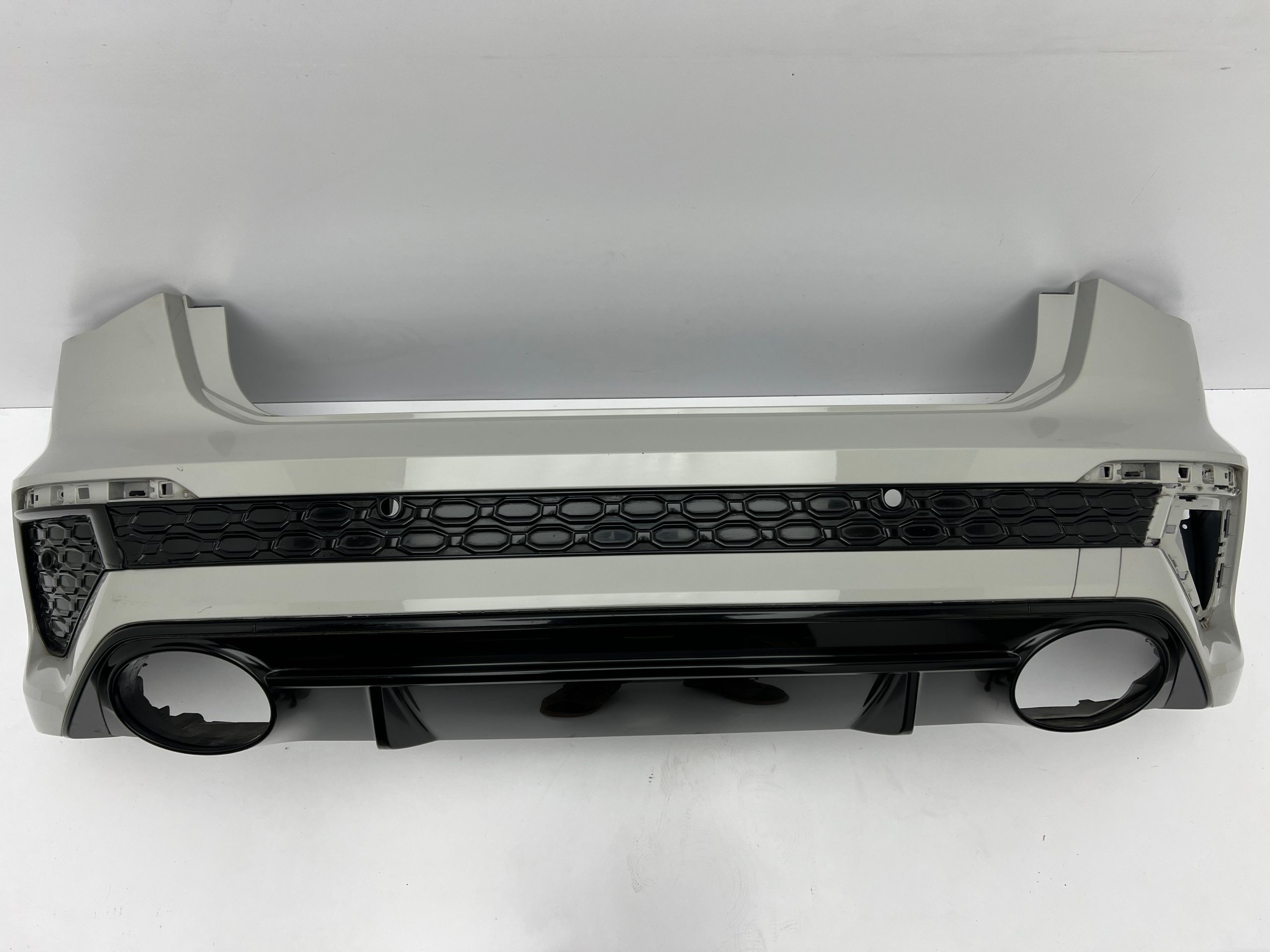Audi A3 IV 8Y4 RS3 Sportback Zderzak Tylny tył 6xPDC oryginał Oem…