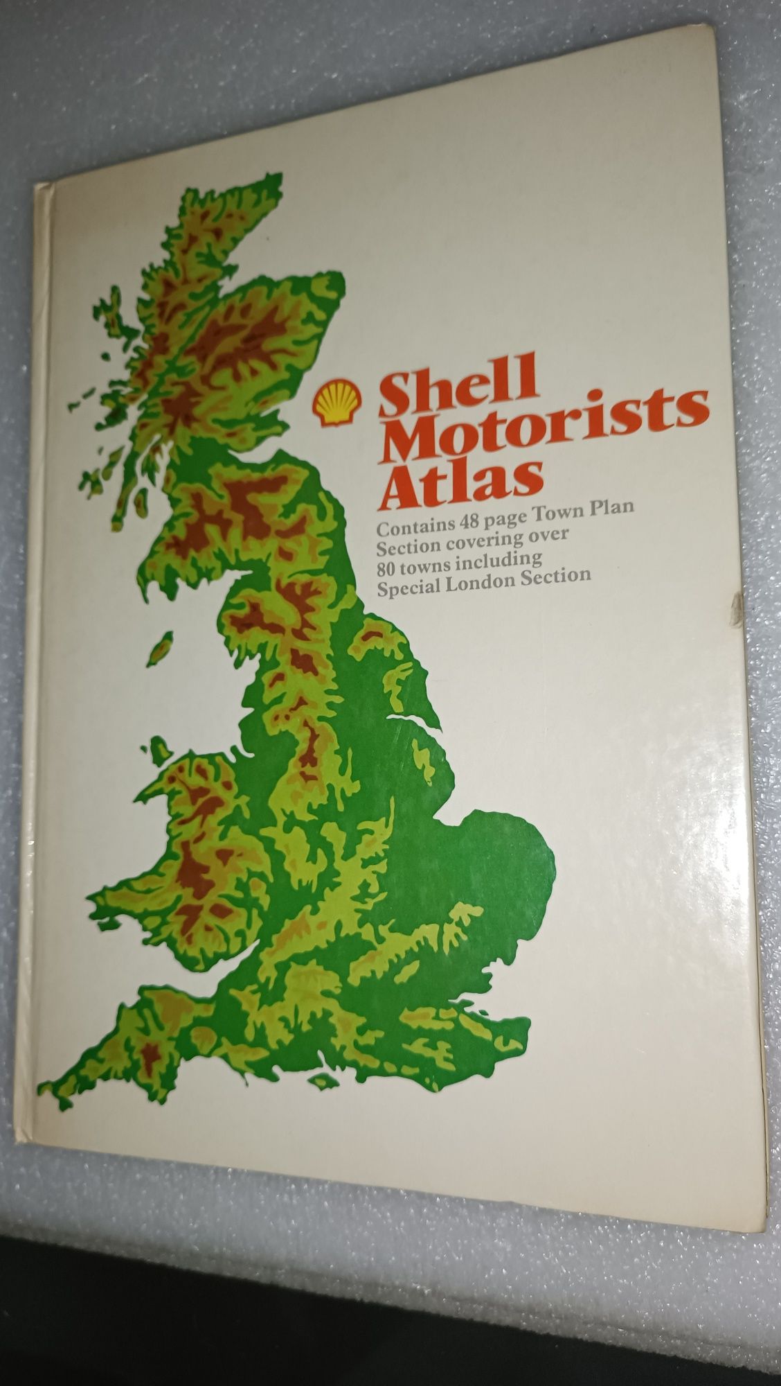 livro antigo da shell motorists atlas  the automobile association 1978