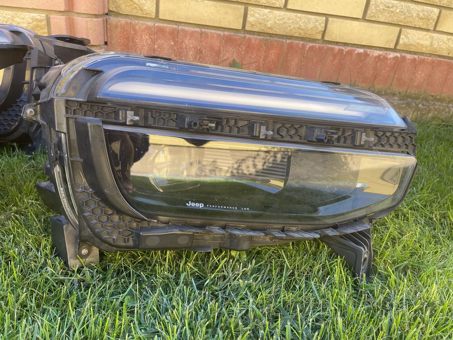 В наявності фари, стопи jeep avenger perfomance led та led оригі