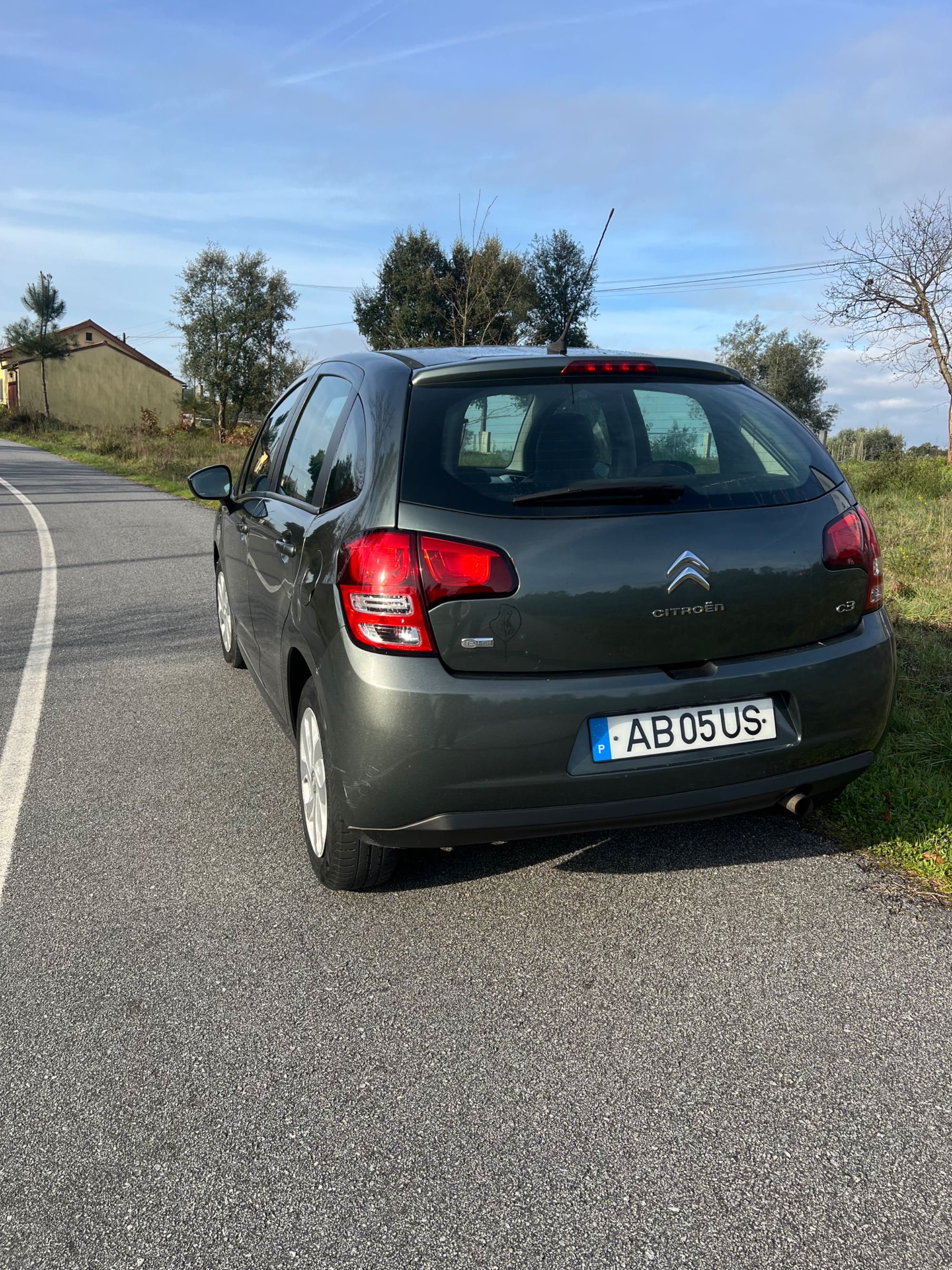 Citroen C3 e-hdi de 2012 motor 1.6 turbo 92 cv  Diesel