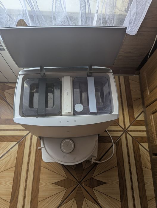 Robot sprzątający odkurzający/ myjący Ecovacs Deebot T10 Turbo Biały D