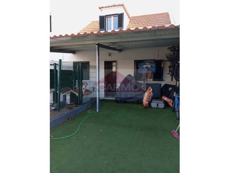 Moradia T3 com anexo e terraço / Alcochete( Marque já a sua visita).