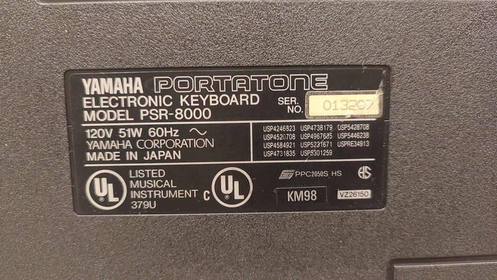 Синтезатор Yamaha PSR-8000