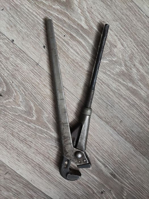 Stary klucz francuski nastawny regulowany duży z czasów PRL RETRO