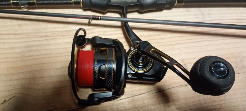 Kołowrotek Penn Clash 3000, 2000