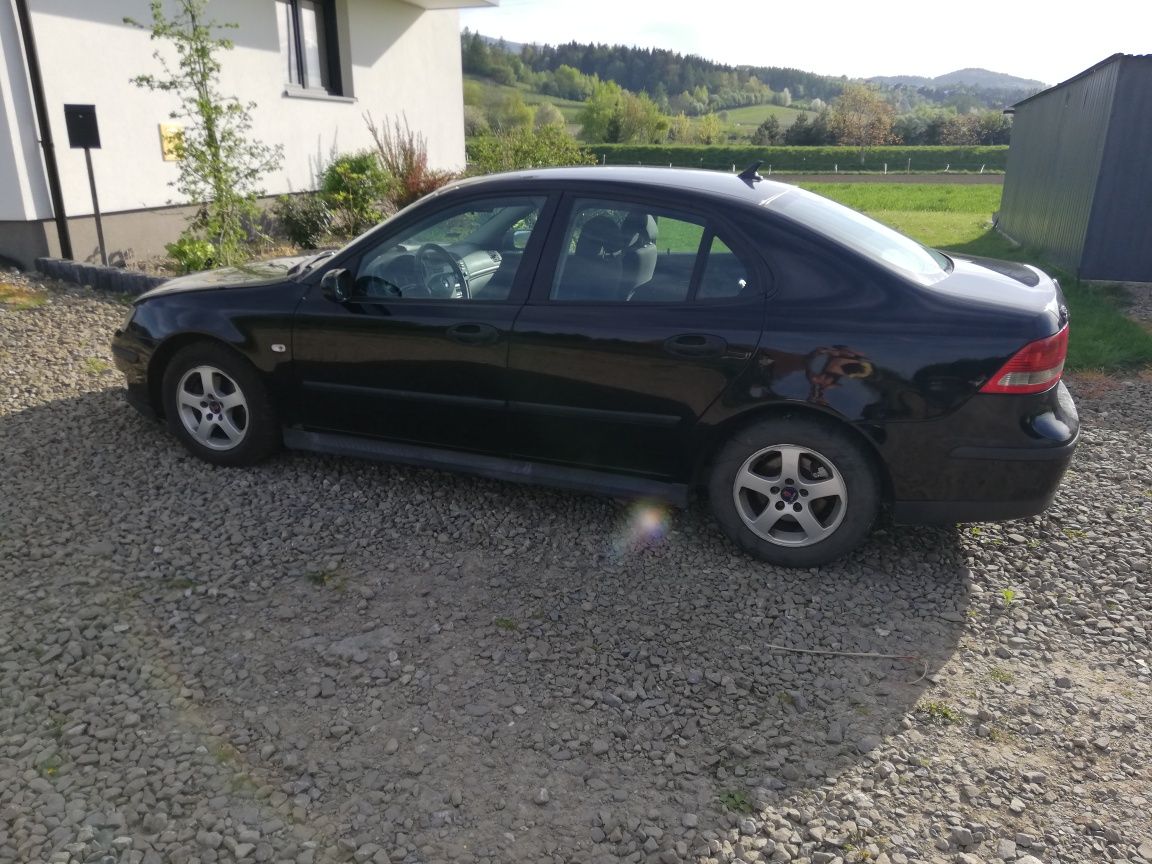 Saab 9-3  1.9 TiD 150 KM