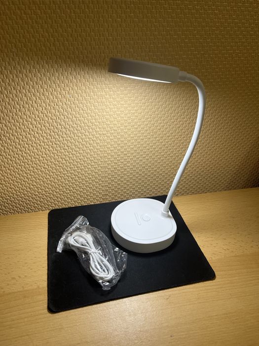 Настольная лампа, светодиодная LED лампа с аккумулятором! Распродажа!