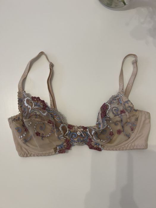 Stanik beżowy koronkowy