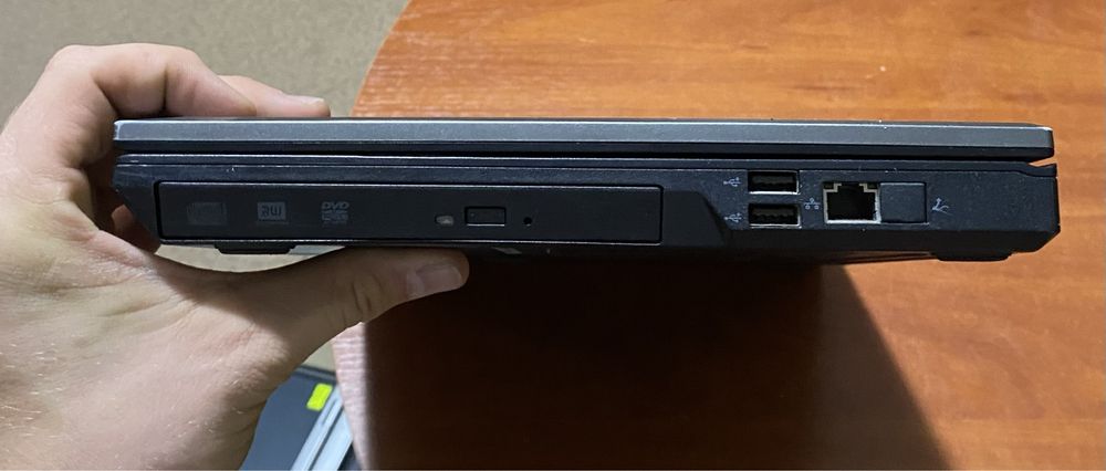 Ноутбук Dell Latitude E5410 14"/4GB RAM/300GB HDD/ i7 CPU! N1912