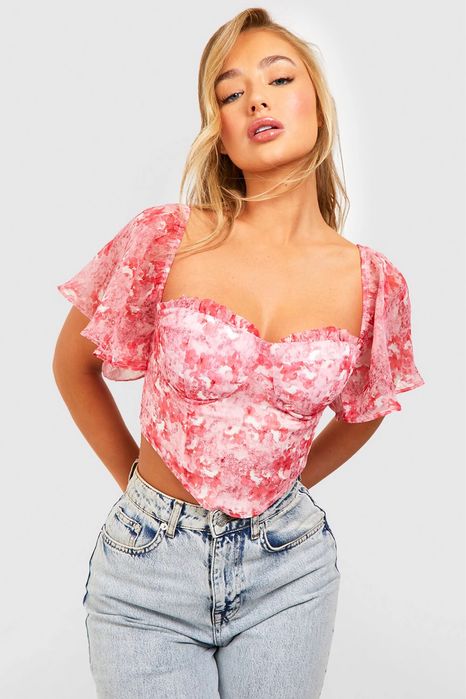 Топ Boohoo у корсетному стилі