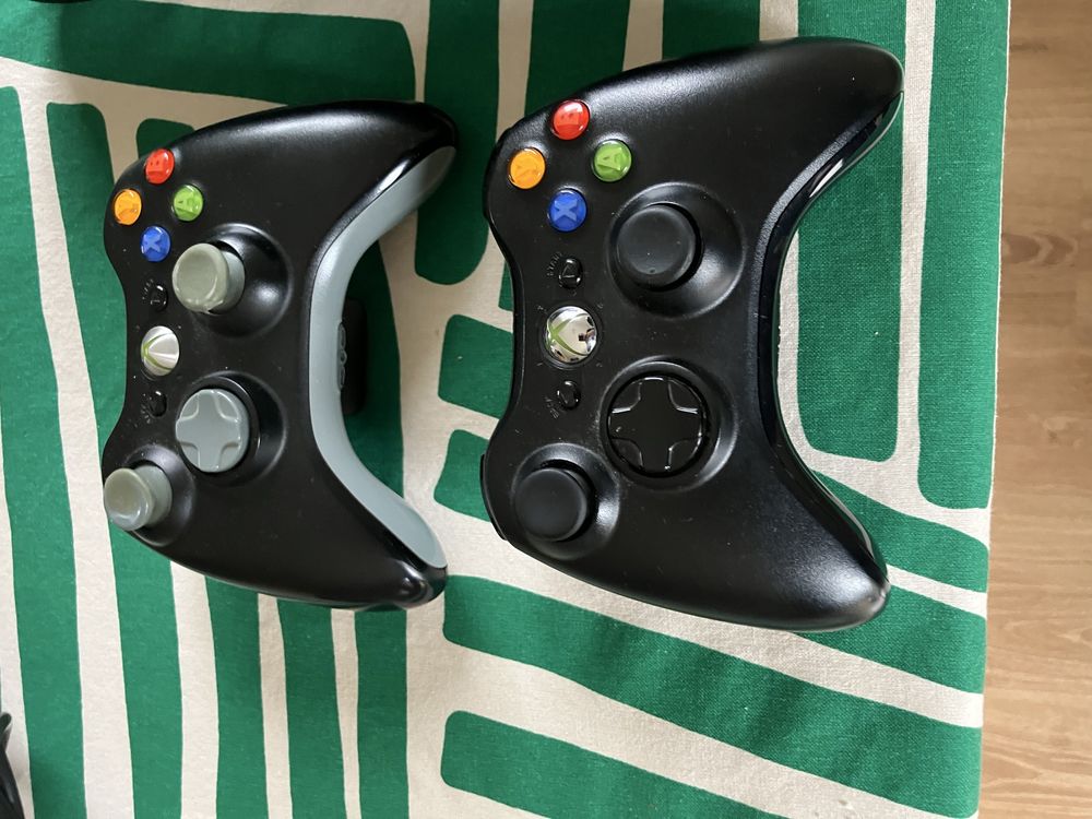 Konsola xbox 360 dwa pady plus kinect i 13 gier