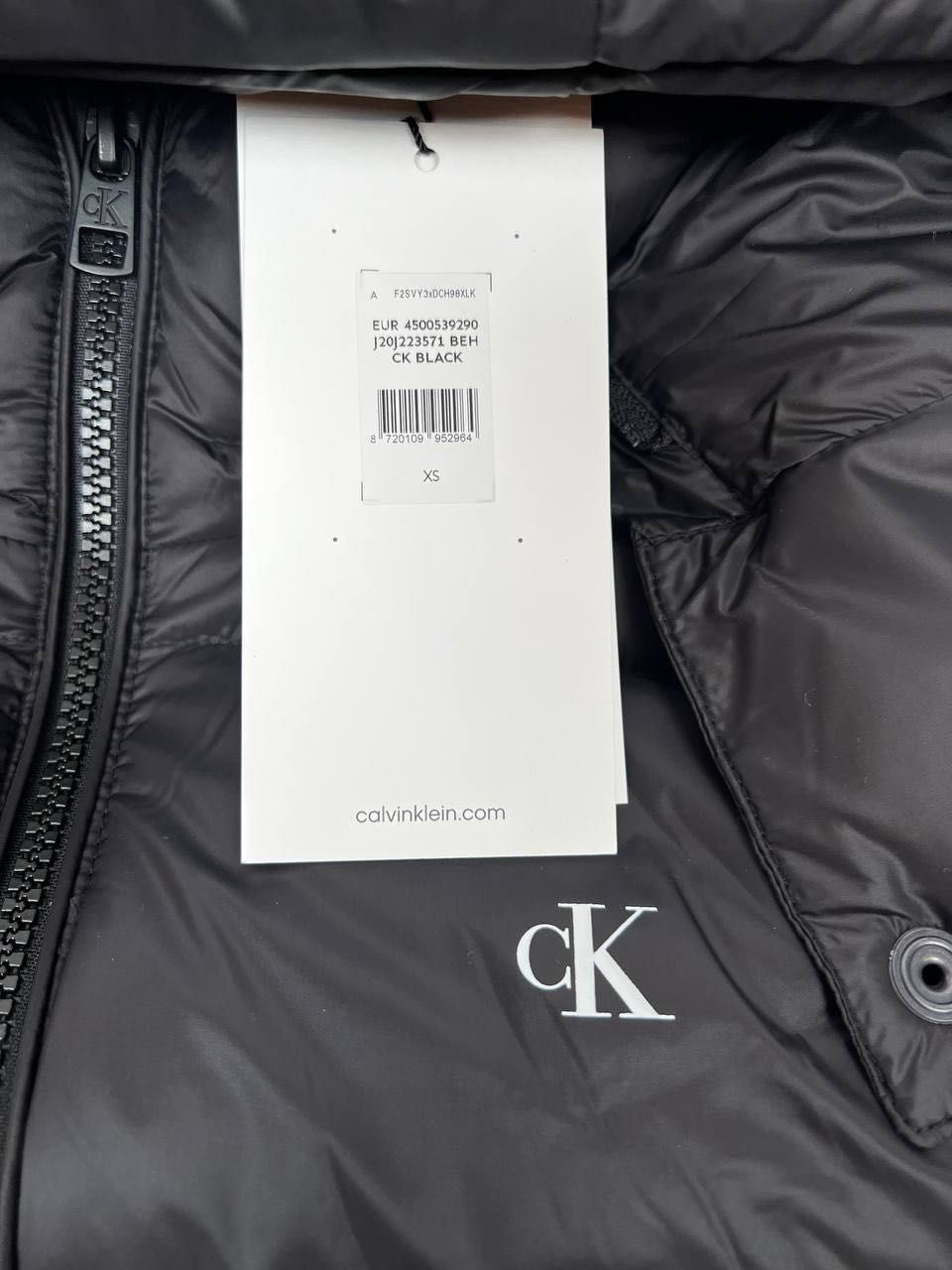 Жіноча куртка - Calvin Klein Jeans ОРИГІНАЛ | J20J223571