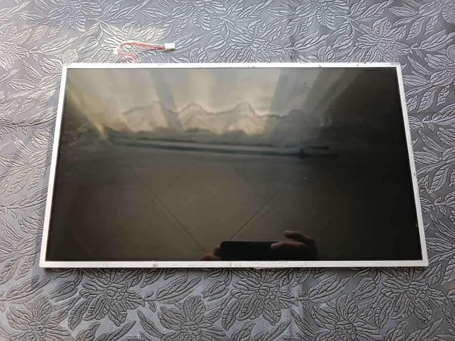 Дисплей ноутбук модель N156B3 - L0B с донора Lenovo G555