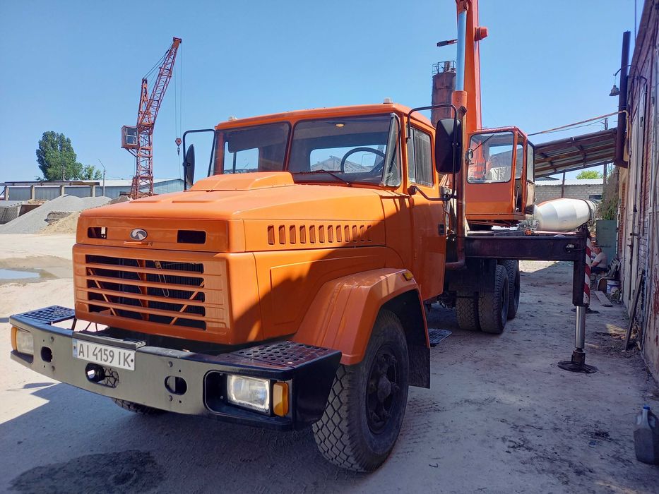 Продам Автокран на базе Краза