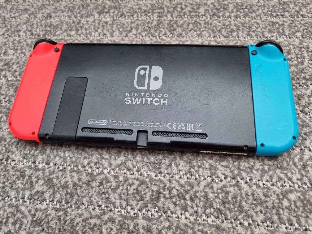 Nintendo switch V2  komplet