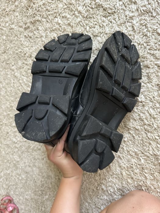 черевики шкіра 38