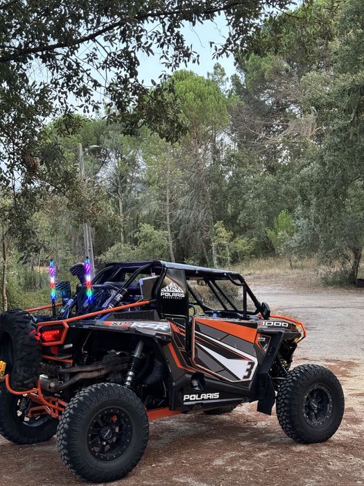 Polaris rzr 1000 matriculado