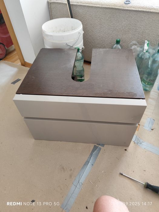 Szafka pod umywalkę