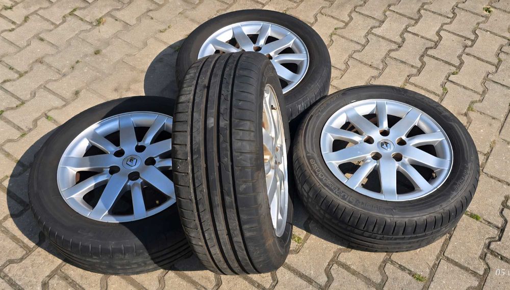 Aluminiowe Felgi Renault 5x114.3 R16 Meg III, Scenic III DUNLOP opona