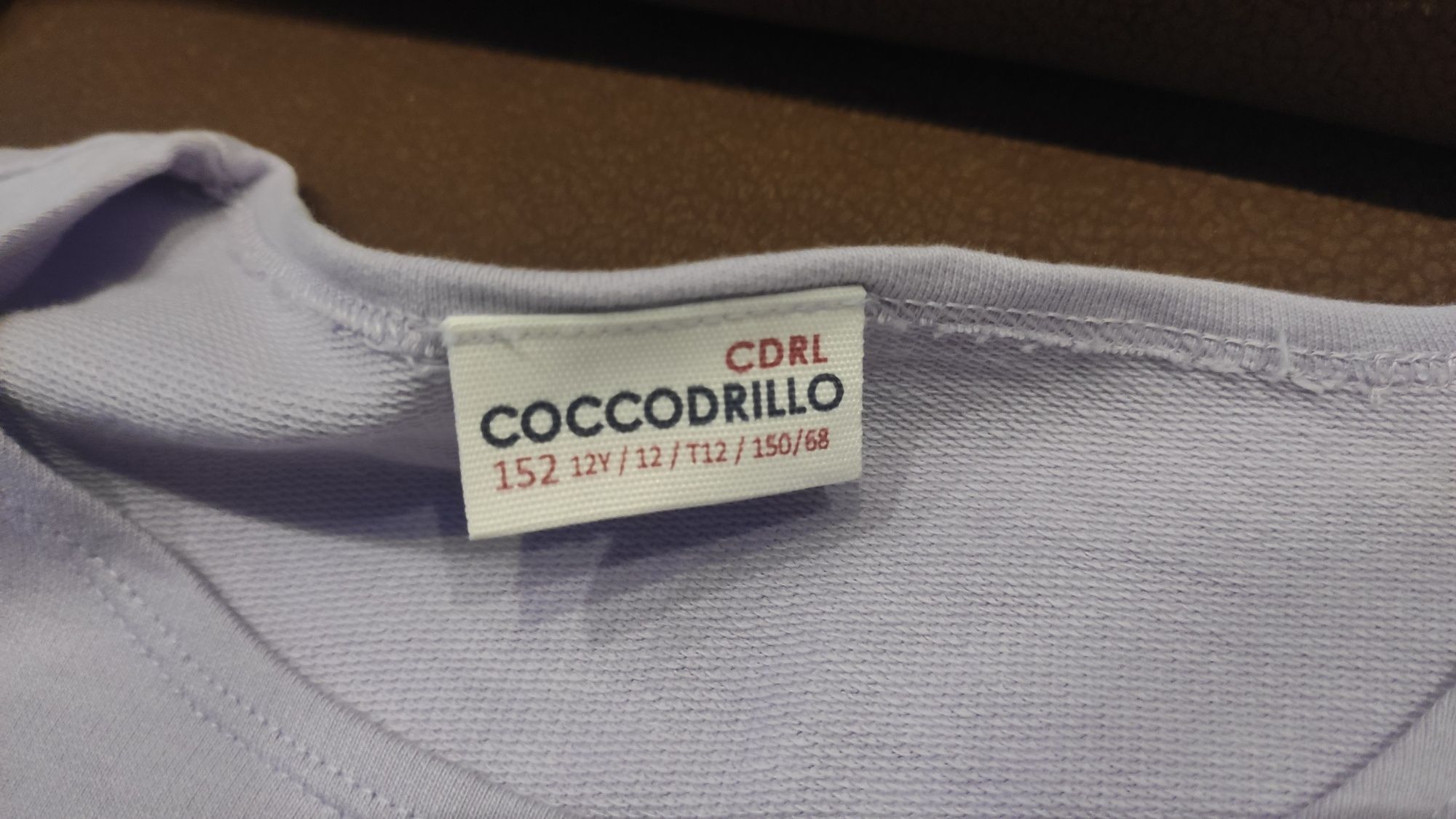 Krótsza bluza Coccodrillo roz. 152