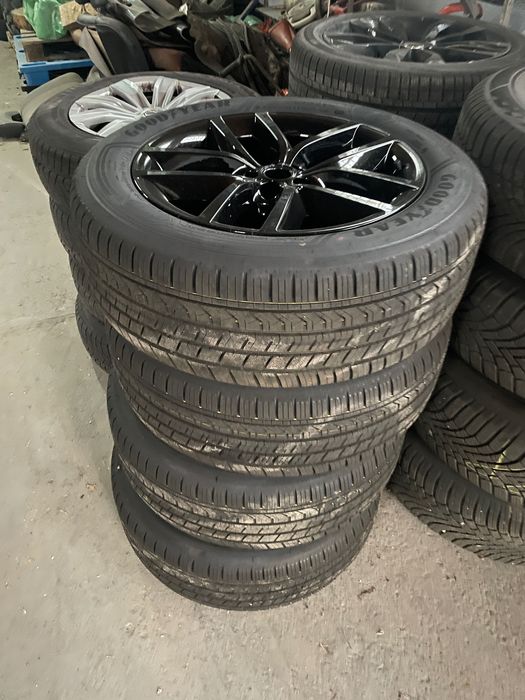 Opony wielosezonowe Goodyear 235/55 R19 105 W M+S