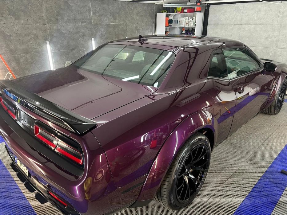 Dodge Challenger Dodge Challenger Scat Pack Hellraisin 6.4