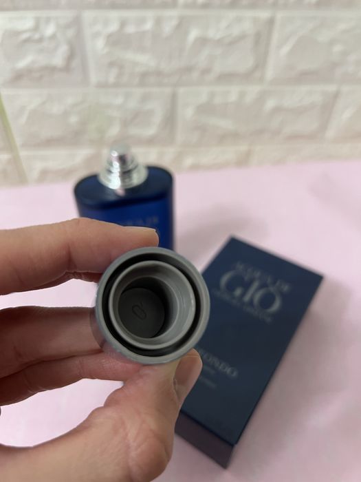 Парфуми духи Armani Acqua di Gio Profondo