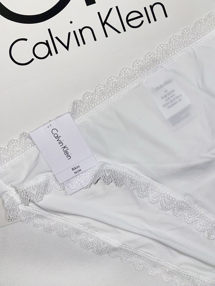 Трусики, білизна  Calvin Klein  M