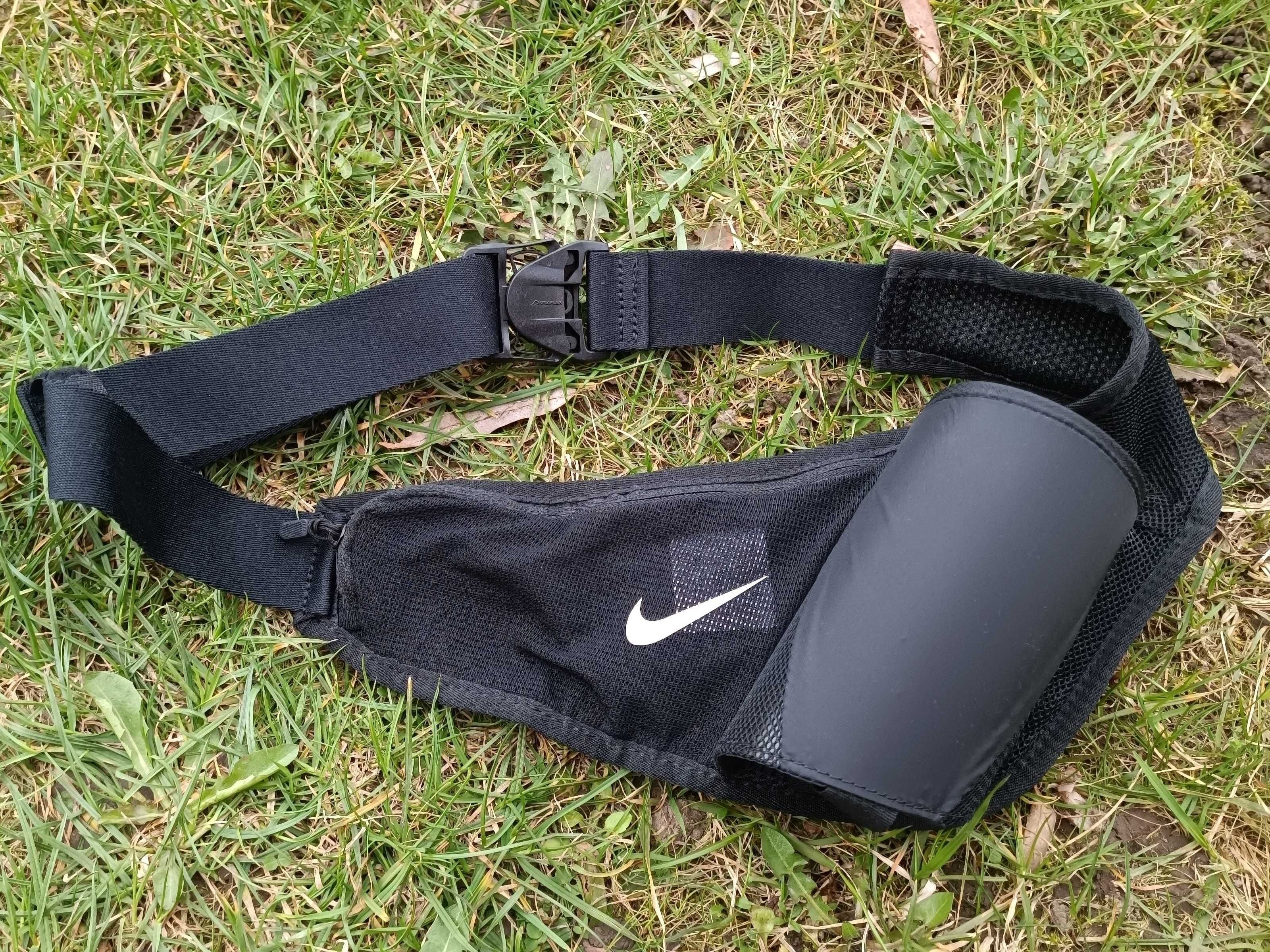 Сумка на пояс Nike Large Bottle Running Belt