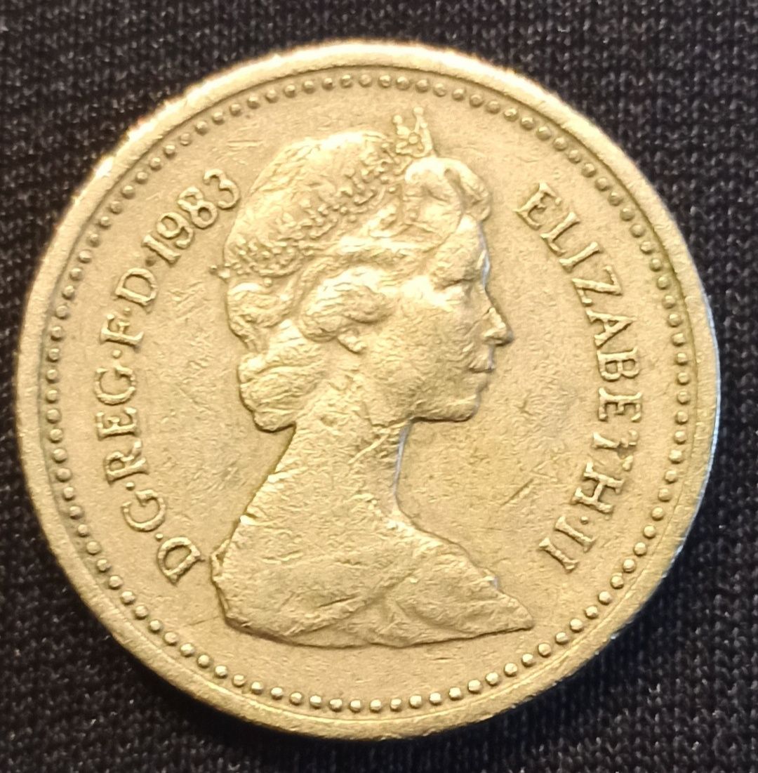 Moneta kolekcjonerska One Pound 1983 Elizabeth II