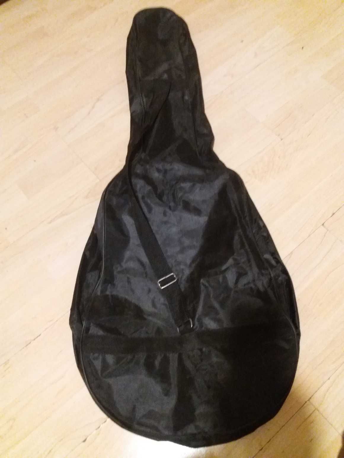Pokrowiec na gitarę