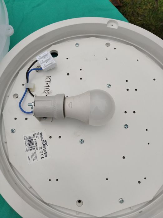 Lampa - plafon biała