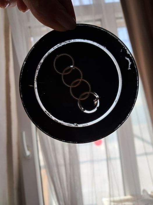 Logo audi do dekielków 80 B4