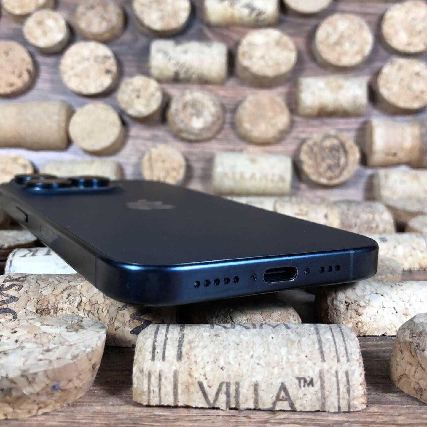 Apple iPhone 15 Pro 256Gb Black Titanium