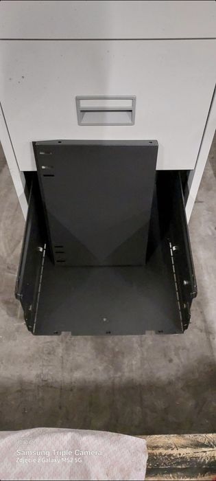 Szafka metalowa na dokumenty kartotekowa