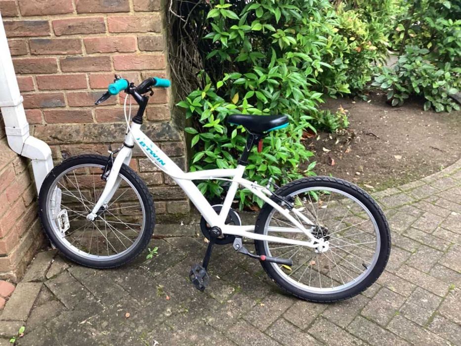 Bicicleta Menina Decathlon roda 20