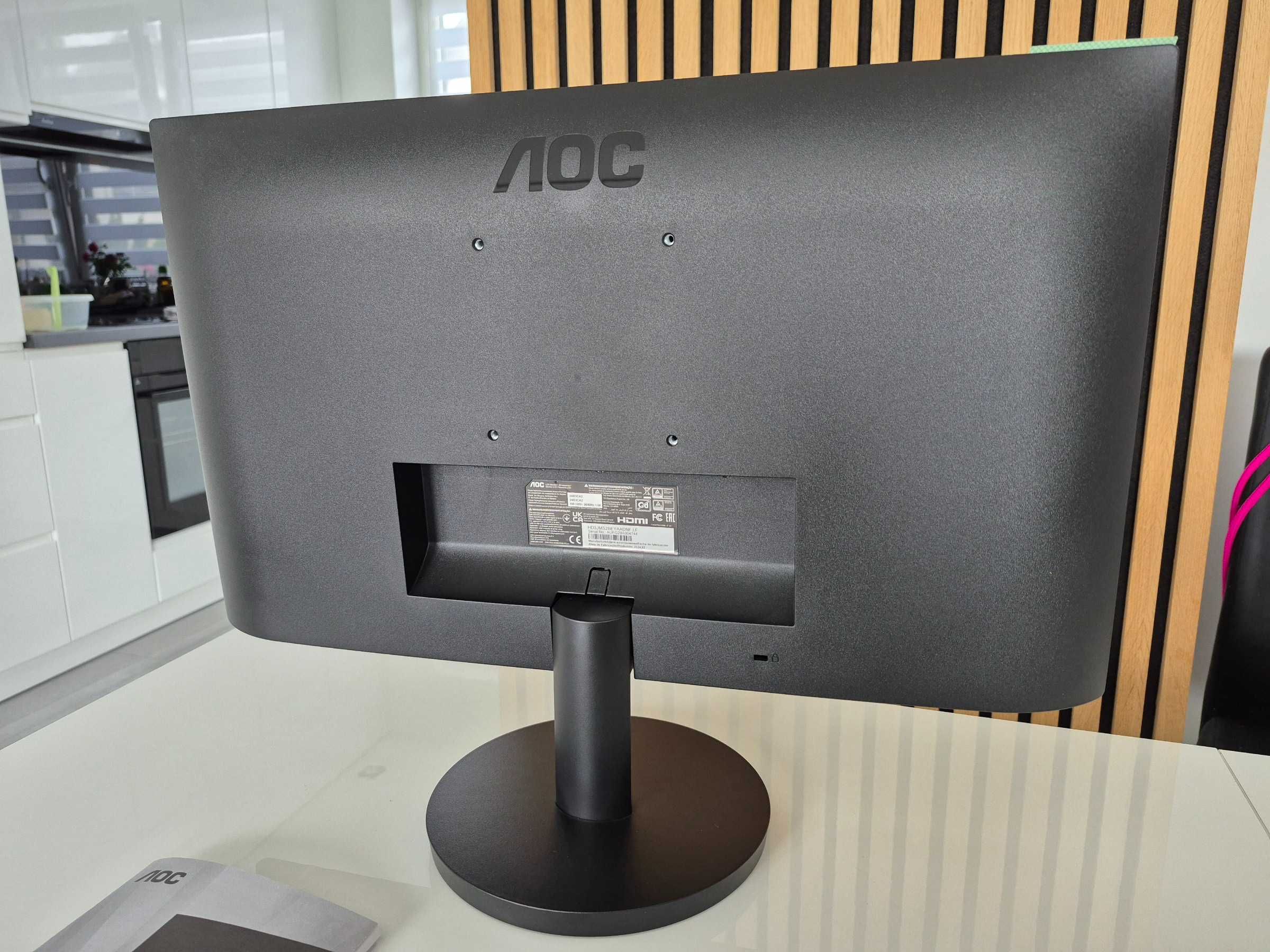 Sprzedam nowy monitor 24" AOC 24B3CA2 USB-C Dok Samsung Dex Głośniki