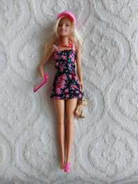 Lalka Barbie z pieskiem.