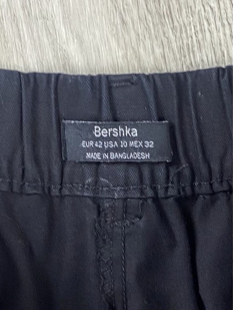 Bershka штаны брюки M размер женские карго чёрные оригинал