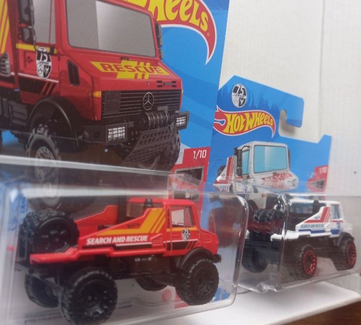 Conjunto 2 - mercedes unimog hot wheels