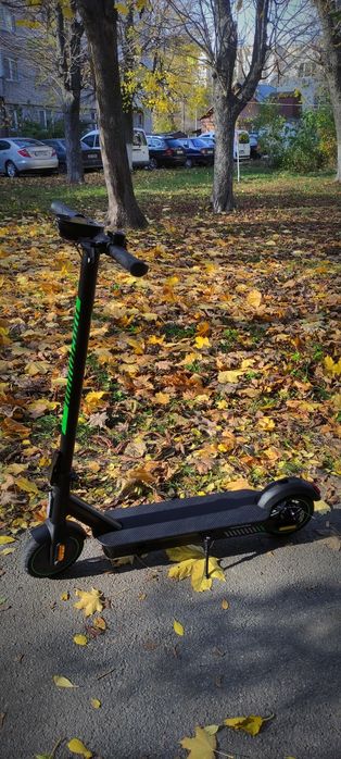 Продам  крутий електросамокат Acer на гарантії
