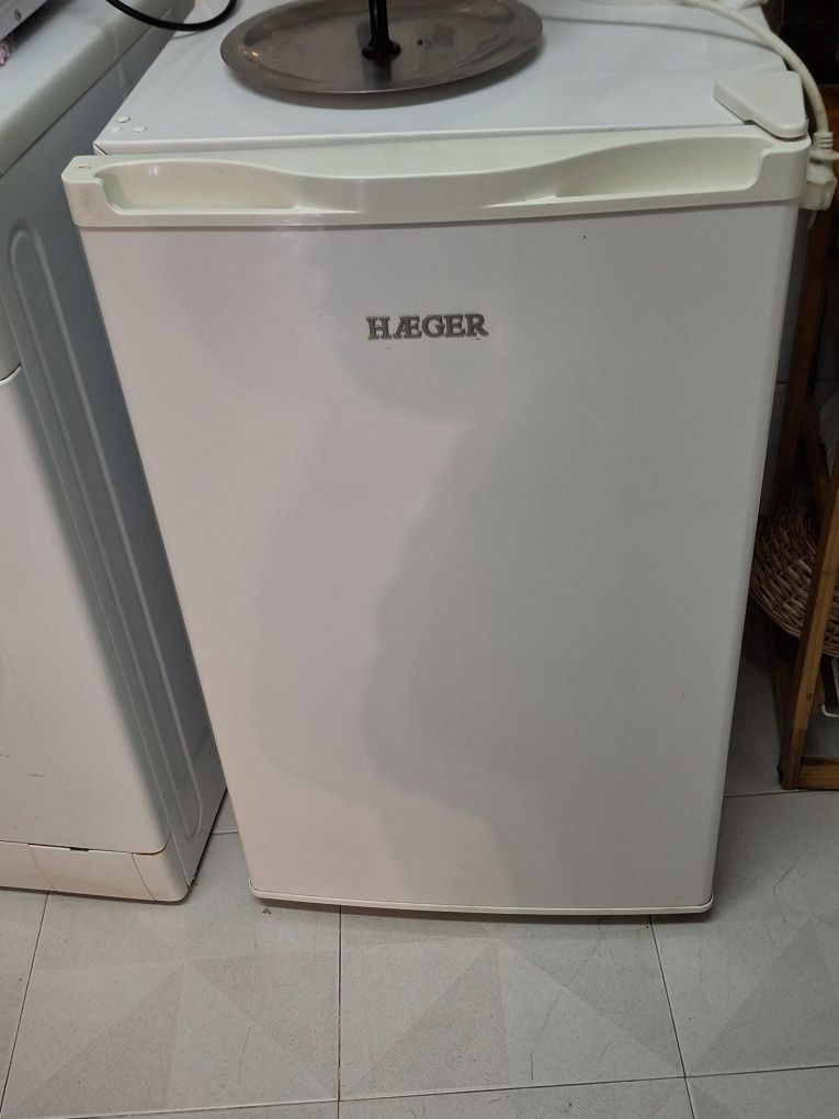 Arca com ano e meio de uso  termo acumelafo semi movot
