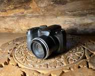 Aparat fotograficzny Fujifilm cyfrowy FinePix S1800 digital camera