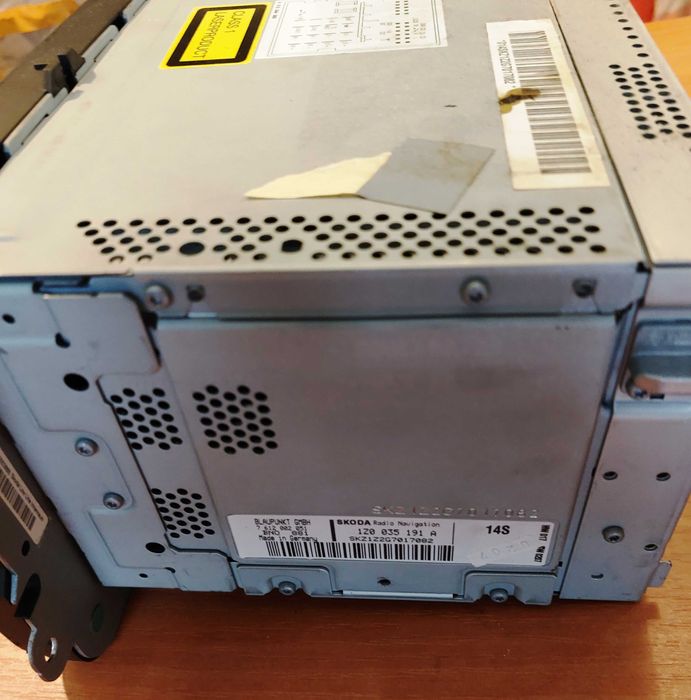 Магнітола CD, МР3, радіо АМ/FM, Skoda Oktavia ІІ (A5,2007), 1Z0035191A
