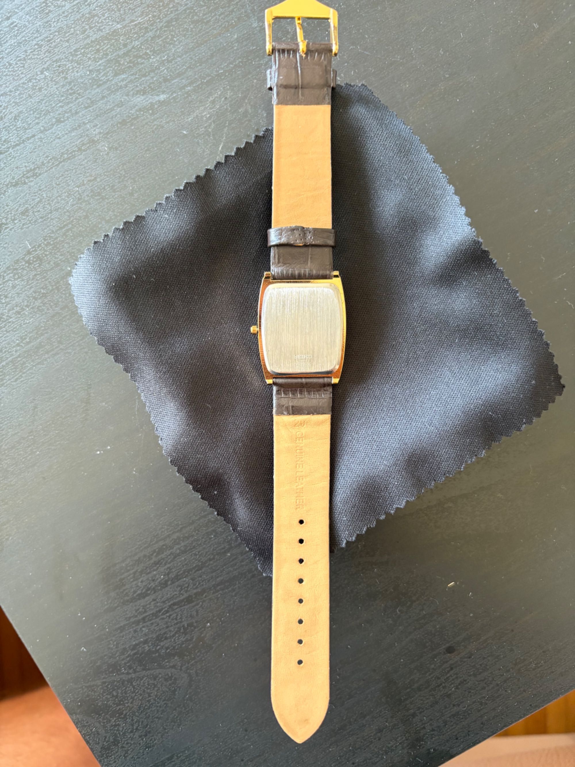Seiko Barrel slim