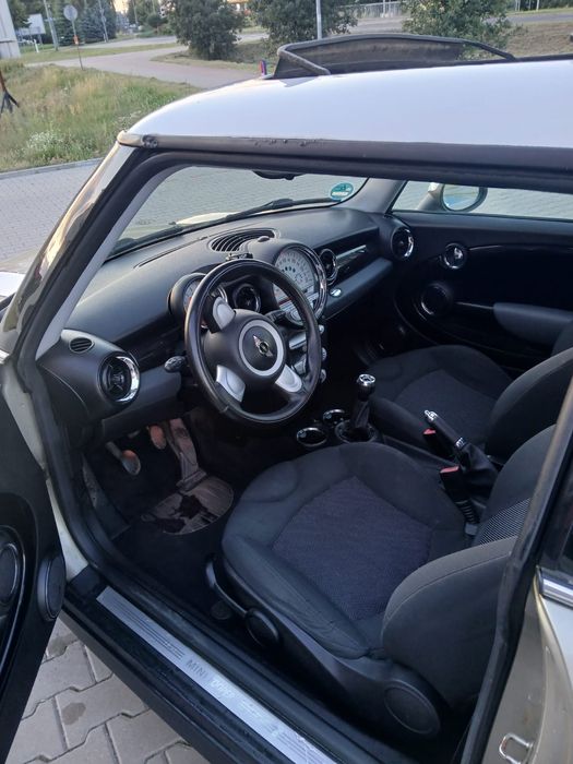 Mini Cooper z 2009 r.