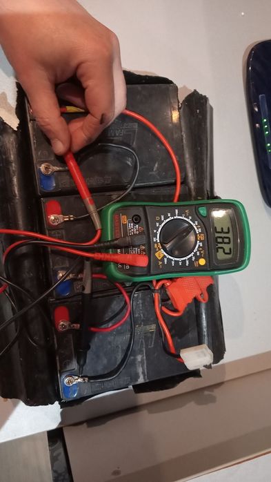 Дитячий електромотоцикл