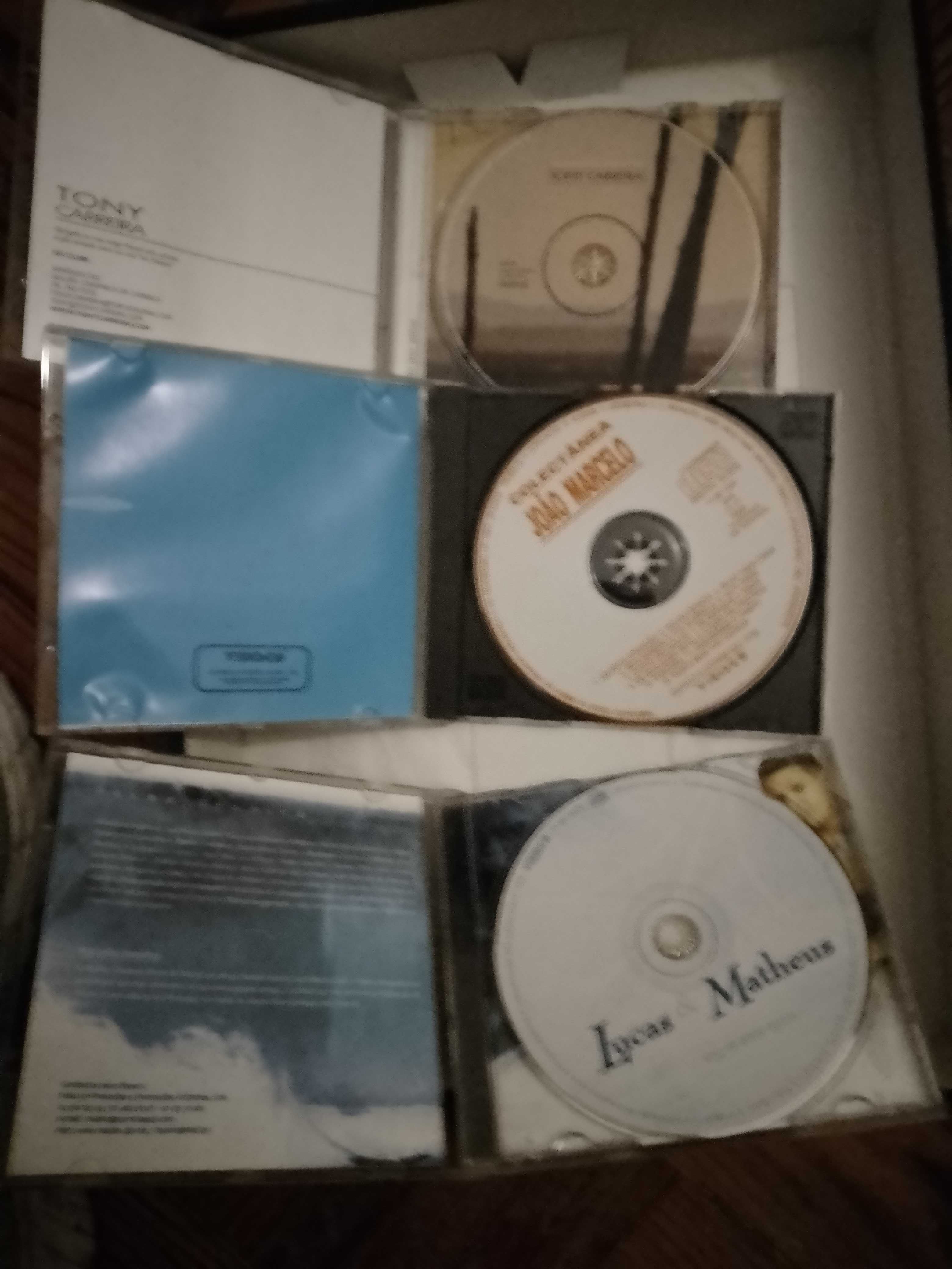 A caixa Dos Cds Romanticos Originais-RCarlos-Carreira-Lucas&etcDesde1E